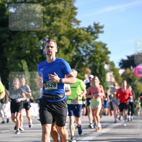 07.09.2025 - BARMER Alsterlauf Dr. Thomas Lammeyer http://msf.ph/oto/8710838 07.09.2025 09:37:39 Laufen 5629, 6246 meine-sportfotos.de