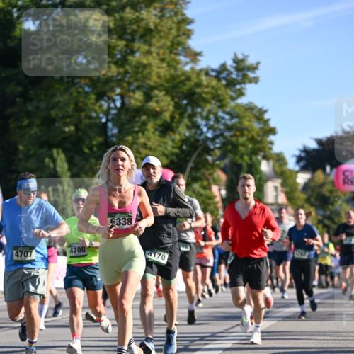07.09.2025 - BARMER Alsterlauf Dr. Thomas Lammeyer http://msf.ph/oto/8710853 07.09.2025 09:37:41 Laufen 4707, 4708, 6338, 4170 meine-sportfotos.de