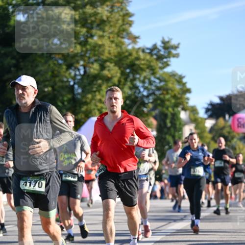 07.09.2025 - BARMER Alsterlauf Dr. Thomas Lammeyer http://msf.ph/oto/8710863 07.09.2025 09:37:43 Laufen 4170, 4278, 3763 meine-sportfotos.de