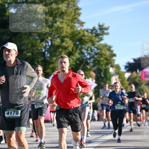 07.09.2025 - BARMER Alsterlauf Dr. Thomas Lammeyer http://msf.ph/oto/8710864 07.09.2025 09:37:43 Laufen 4170, 4278, 3762 meine-sportfotos.de