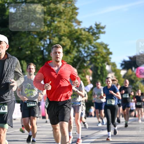07.09.2025 - BARMER Alsterlauf Dr. Thomas Lammeyer http://msf.ph/oto/8710866 07.09.2025 09:37:43 Laufen 70, 4278 meine-sportfotos.de