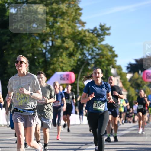 07.09.2025 - BARMER Alsterlauf Dr. Thomas Lammeyer http://msf.ph/oto/8710878 07.09.2025 09:37:45 Laufen 10, 3762 meine-sportfotos.de
