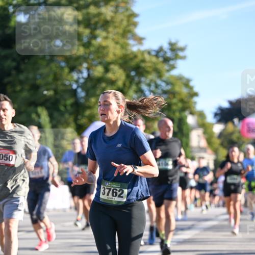 07.09.2025 - BARMER Alsterlauf Dr. Thomas Lammeyer http://msf.ph/oto/8710885 07.09.2025 09:37:46 Laufen 050, 136, 3762 meine-sportfotos.de