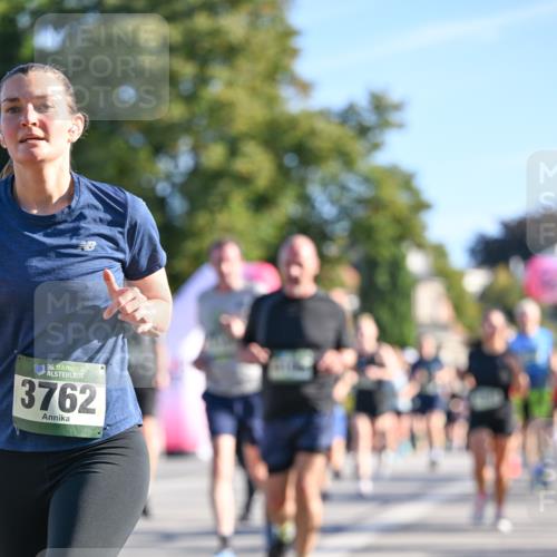 07.09.2025 - BARMER Alsterlauf Dr. Thomas Lammeyer http://msf.ph/oto/8710890 07.09.2025 09:37:47 Laufen 36, 3762 meine-sportfotos.de