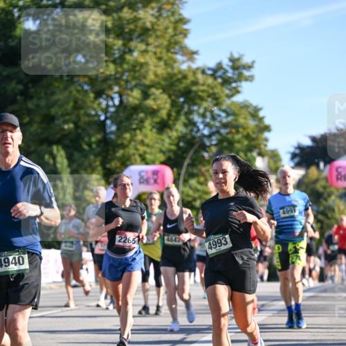 07.09.2025 - BARMER Alsterlauf Dr. Thomas Lammeyer http://msf.ph/oto/8710899 07.09.2025 09:37:49 Laufen 2265, 4847, 4940, 4993, 4991 meine-sportfotos.de
