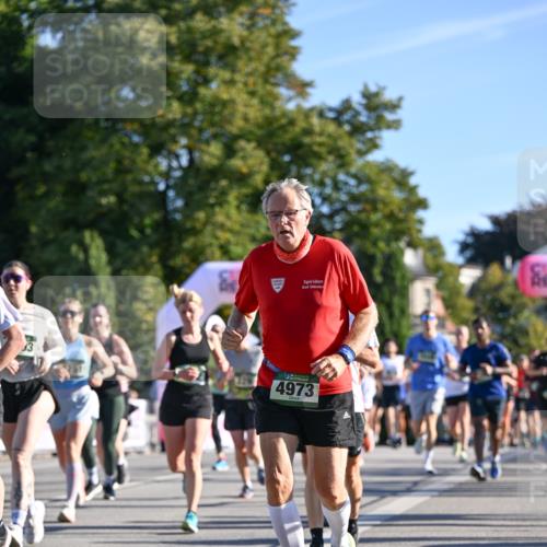 07.09.2025 - BARMER Alsterlauf Dr. Thomas Lammeyer http://msf.ph/oto/8710962 07.09.2025 09:37:59 Laufen 4973 meine-sportfotos.de