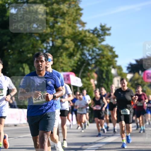 07.09.2025 - BARMER Alsterlauf Dr. Thomas Lammeyer http://msf.ph/oto/8710994 07.09.2025 09:38:04 Laufen 3210 meine-sportfotos.de