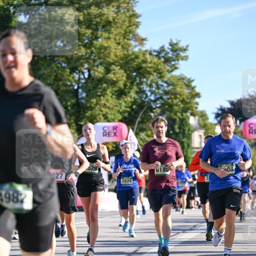 07.09.2025 - BARMER Alsterlauf Dr. Thomas Lammeyer http://msf.ph/oto/8711013 07.09.2025 09:38:08 Laufen 1982, 629, 6185, 027, 31, 2624, 08 meine-sportfotos.de