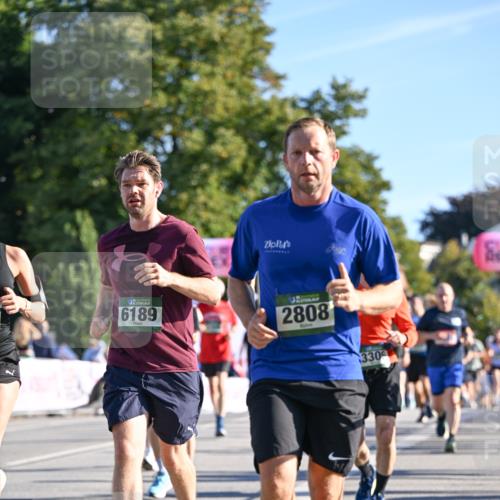 07.09.2025 - BARMER Alsterlauf Dr. Thomas Lammeyer http://msf.ph/oto/8711022 07.09.2025 09:38:09 Laufen 6189, 2808, 3309 meine-sportfotos.de