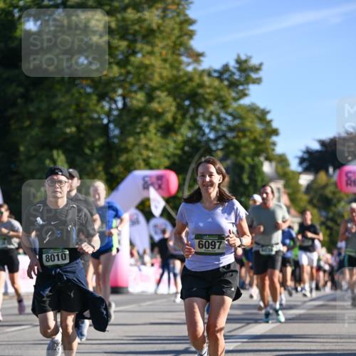 07.09.2025 - BARMER Alsterlauf Dr. Thomas Lammeyer http://msf.ph/oto/8711077 07.09.2025 09:38:19 Laufen 8010, 6097, 6000 meine-sportfotos.de