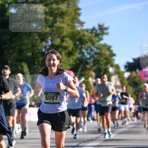 07.09.2025 - BARMER Alsterlauf Dr. Thomas Lammeyer http://msf.ph/oto/8711082 07.09.2025 09:38:20 Laufen 136, 6097 meine-sportfotos.de