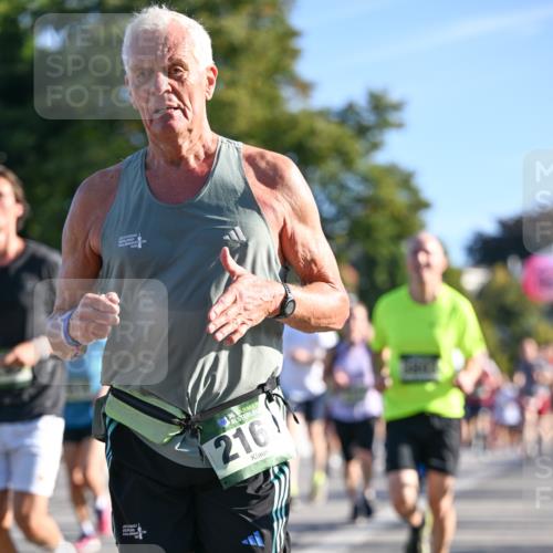 07.09.2025 - BARMER Alsterlauf Dr. Thomas Lammeyer http://msf.ph/oto/8711125 07.09.2025 09:38:28 Laufen 36, 216 meine-sportfotos.de