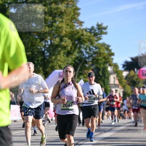 07.09.2025 - BARMER Alsterlauf Dr. Thomas Lammeyer http://msf.ph/oto/8711137 07.09.2025 09:38:30 Laufen 2044, 4310 meine-sportfotos.de