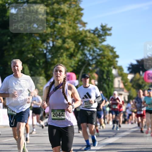 07.09.2025 - BARMER Alsterlauf Dr. Thomas Lammeyer http://msf.ph/oto/8711140 07.09.2025 09:38:30 Laufen 574, 2044, 4316 meine-sportfotos.de