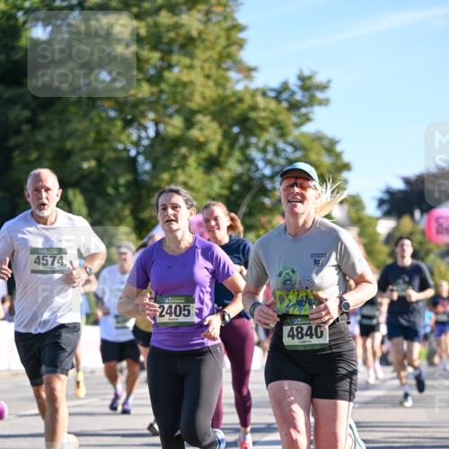 07.09.2025 - BARMER Alsterlauf Dr. Thomas Lammeyer http://msf.ph/oto/8711200 07.09.2025 09:38:40 Laufen 4574, 2405, 10, 4840 meine-sportfotos.de