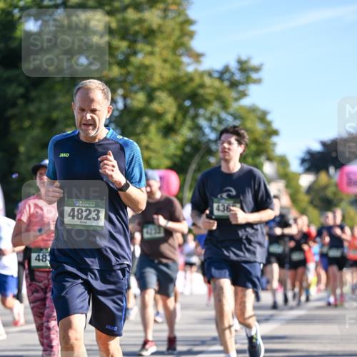 07.09.2025 - BARMER Alsterlauf Dr. Thomas Lammeyer http://msf.ph/oto/8711219 07.09.2025 09:38:43 Laufen 48, 36, 4823, 436 meine-sportfotos.de