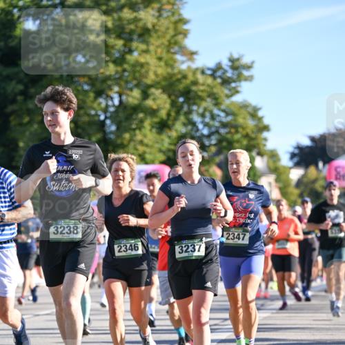 07.09.2025 - BARMER Alsterlauf Dr. Thomas Lammeyer http://msf.ph/oto/8711257 07.09.2025 09:38:48 Laufen 10, 3238, 2346, 3237, 2347 meine-sportfotos.de