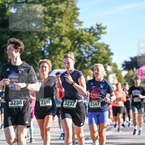 07.09.2025 - BARMER Alsterlauf Dr. Thomas Lammeyer http://msf.ph/oto/8711259 07.09.2025 09:38:49 Laufen 10, 3238, 2346, 3237, 2347 meine-sportfotos.de