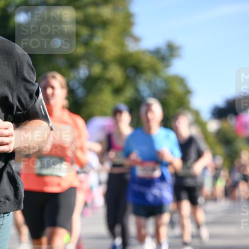 07.09.2025 - BARMER Alsterlauf Dr. Thomas Lammeyer http://msf.ph/oto/8711291 07.09.2025 09:38:53 Laufen  meine-sportfotos.de