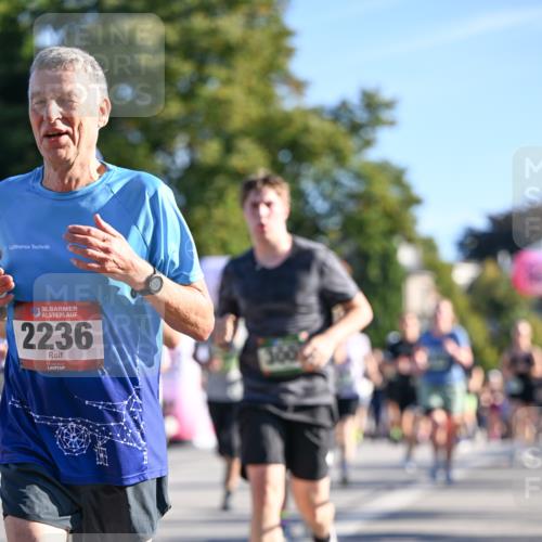 07.09.2025 - BARMER Alsterlauf Dr. Thomas Lammeyer http://msf.ph/oto/8711298 07.09.2025 09:38:55 Laufen 36, 2236 meine-sportfotos.de