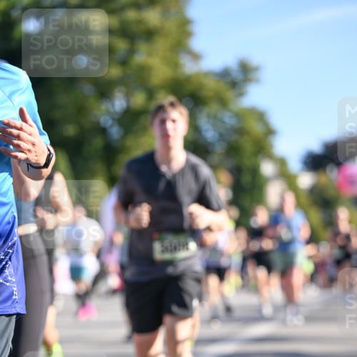 07.09.2025 - BARMER Alsterlauf Dr. Thomas Lammeyer http://msf.ph/oto/8711301 07.09.2025 09:38:55 Laufen  meine-sportfotos.de
