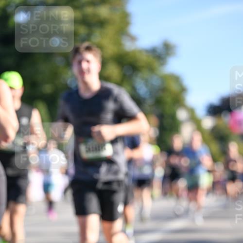 07.09.2025 - BARMER Alsterlauf Dr. Thomas Lammeyer http://msf.ph/oto/8711303 07.09.2025 09:38:55 Laufen  meine-sportfotos.de