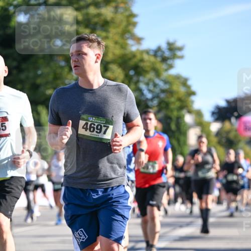 07.09.2025 - BARMER Alsterlauf Dr. Thomas Lammeyer http://msf.ph/oto/8711361 07.09.2025 09:39:06 Laufen 35, 1836, 4697, 9 meine-sportfotos.de