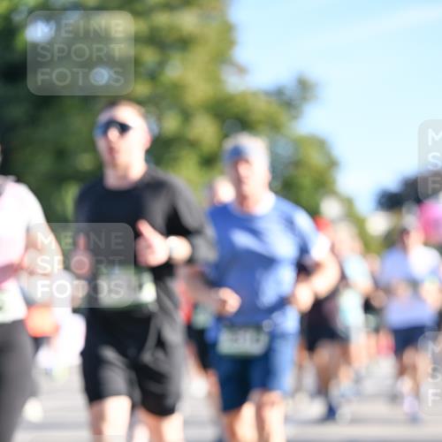 07.09.2025 - BARMER Alsterlauf Dr. Thomas Lammeyer http://msf.ph/oto/8711408 07.09.2025 09:39:13 Laufen  meine-sportfotos.de