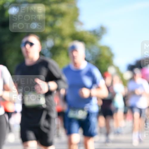 07.09.2025 - BARMER Alsterlauf Dr. Thomas Lammeyer http://msf.ph/oto/8711409 07.09.2025 09:39:13 Laufen  meine-sportfotos.de
