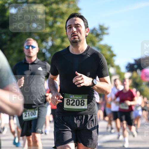07.09.2025 - BARMER Alsterlauf Dr. Thomas Lammeyer http://msf.ph/oto/8711451 07.09.2025 09:39:20 Laufen 2100, 36, 8208 meine-sportfotos.de