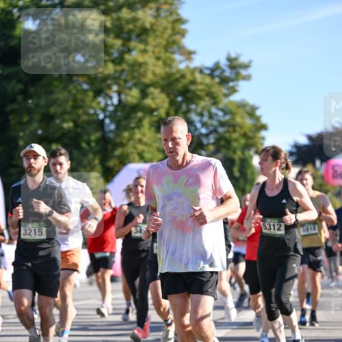 07.09.2025 - BARMER Alsterlauf Dr. Thomas Lammeyer http://msf.ph/oto/8711511 07.09.2025 09:39:30 Laufen 5312, 3215 meine-sportfotos.de