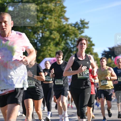 07.09.2025 - BARMER Alsterlauf Dr. Thomas Lammeyer http://msf.ph/oto/8711516 07.09.2025 09:39:31 Laufen 3360, 301, 8035, 5312, 5918 meine-sportfotos.de