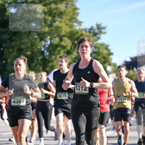 07.09.2025 - BARMER Alsterlauf Dr. Thomas Lammeyer http://msf.ph/oto/8711519 07.09.2025 09:39:31 Laufen 4301, 8035, 5312, 5918 meine-sportfotos.de