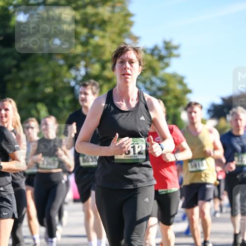 07.09.2025 - BARMER Alsterlauf Dr. Thomas Lammeyer http://msf.ph/oto/8711522 07.09.2025 09:39:31 Laufen 8035, 12, 1918 meine-sportfotos.de