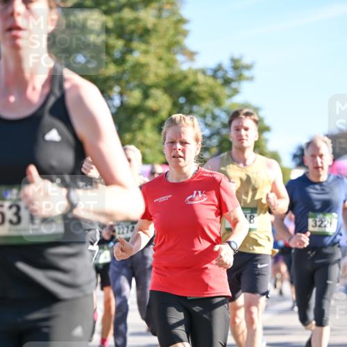 07.09.2025 - BARMER Alsterlauf Dr. Thomas Lammeyer http://msf.ph/oto/8711527 07.09.2025 09:39:32 Laufen 531, 8, 3226 meine-sportfotos.de