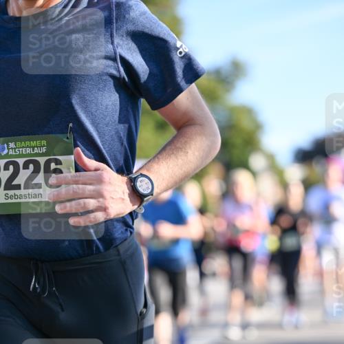 07.09.2025 - BARMER Alsterlauf Dr. Thomas Lammeyer http://msf.ph/oto/8711539 07.09.2025 09:39:35 Laufen 36, 226, 891 meine-sportfotos.de