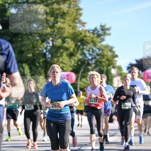07.09.2025 - BARMER Alsterlauf Dr. Thomas Lammeyer http://msf.ph/oto/8711542 07.09.2025 09:39:36 Laufen 26, 8444, 8441 meine-sportfotos.de