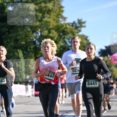 07.09.2025 - BARMER Alsterlauf Dr. Thomas Lammeyer http://msf.ph/oto/8711554 07.09.2025 09:39:37 Laufen 583, 444, 5876, 8441 meine-sportfotos.de