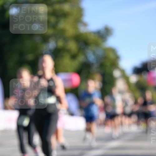 07.09.2025 - BARMER Alsterlauf Dr. Thomas Lammeyer http://msf.ph/oto/8711580 07.09.2025 09:39:42 Laufen  meine-sportfotos.de