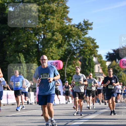 07.09.2025 - BARMER Alsterlauf Dr. Thomas Lammeyer http://msf.ph/oto/8711592 07.09.2025 09:39:43 Laufen 8261, 2280, 54, 3824 meine-sportfotos.de