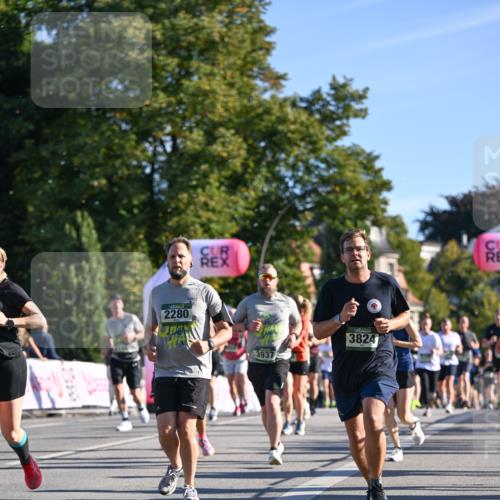 07.09.2025 - BARMER Alsterlauf Dr. Thomas Lammeyer http://msf.ph/oto/8711605 07.09.2025 09:39:46 Laufen 2280, 3937, 3824 meine-sportfotos.de