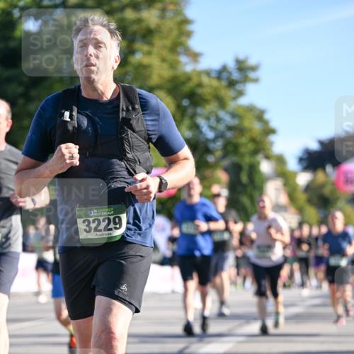 07.09.2025 - BARMER Alsterlauf Dr. Thomas Lammeyer http://msf.ph/oto/8711677 07.09.2025 09:39:57 Laufen 10, 3229 meine-sportfotos.de