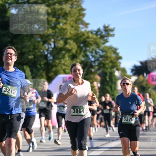 07.09.2025 - BARMER Alsterlauf Dr. Thomas Lammeyer http://msf.ph/oto/8711693 07.09.2025 09:40:01 Laufen 3212, 3864, 5379 meine-sportfotos.de