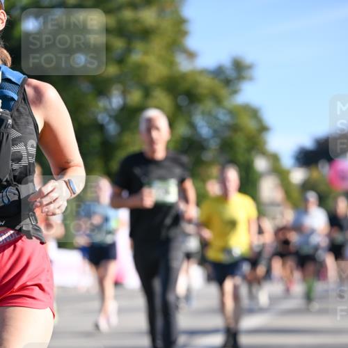 07.09.2025 - BARMER Alsterlauf Dr. Thomas Lammeyer http://msf.ph/oto/8711772 07.09.2025 09:40:14 Laufen  meine-sportfotos.de