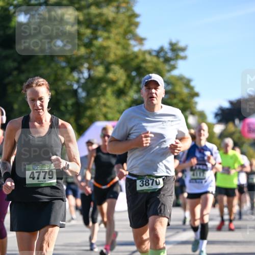 07.09.2025 - BARMER Alsterlauf Dr. Thomas Lammeyer http://msf.ph/oto/8711804 07.09.2025 09:40:19 Laufen 36, 4779, 3870, 4117 meine-sportfotos.de