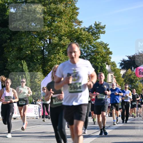 07.09.2025 - BARMER Alsterlauf Dr. Thomas Lammeyer http://msf.ph/oto/8711841 07.09.2025 09:40:25 Laufen 5363, 5670, 5935, 2065, 5984, 30, 2701, 3063, 39 meine-sportfotos.de