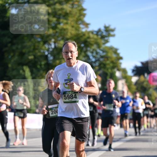 07.09.2025 - BARMER Alsterlauf Dr. Thomas Lammeyer http://msf.ph/oto/8711843 07.09.2025 09:40:26 Laufen 20, 5984, 1775 meine-sportfotos.de
