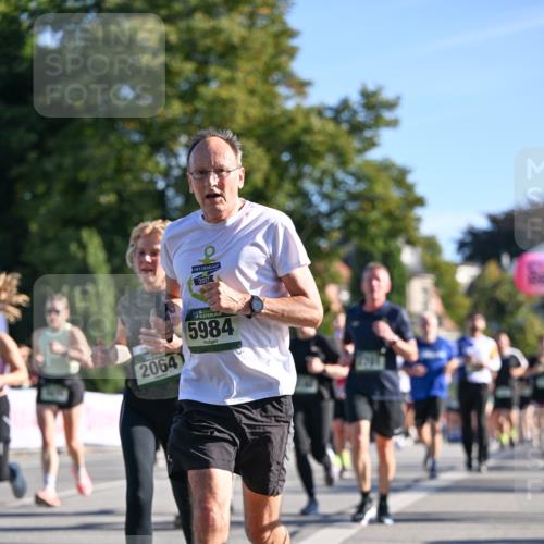 07.09.2025 - BARMER Alsterlauf Dr. Thomas Lammeyer http://msf.ph/oto/8711844 07.09.2025 09:40:26 Laufen 2017, 2064, 5984 meine-sportfotos.de