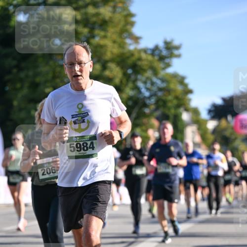 07.09.2025 - BARMER Alsterlauf Dr. Thomas Lammeyer http://msf.ph/oto/8711846 07.09.2025 09:40:26 Laufen 2017, 32, 206, 36, 5984 meine-sportfotos.de