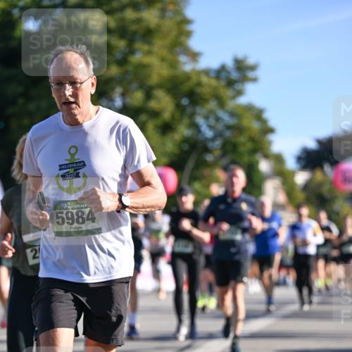 07.09.2025 - BARMER Alsterlauf Dr. Thomas Lammeyer http://msf.ph/oto/8711848 07.09.2025 09:40:26 Laufen 2, 2017, 36, 5984 meine-sportfotos.de